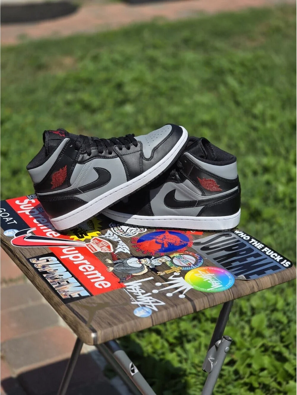 Size 8M - Jordan 1 Mid Shadow